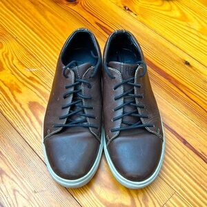 Helm men’s leather “Xander” sneakers size 10